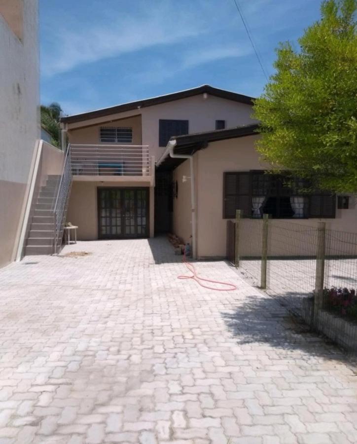 Apartamento Ótima localização Casa Apartamento em Garopaba Exterior foto